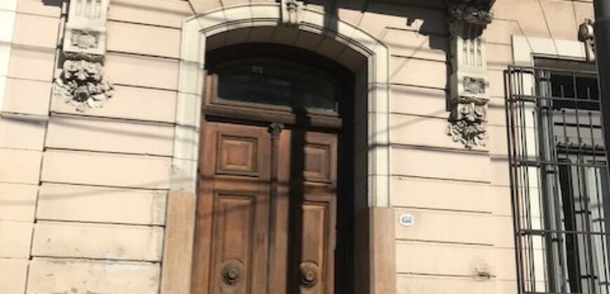 JUAN BAUTISTA ALBERDI AL 600 (VENTA)