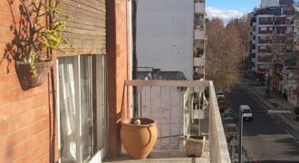 VENTA BOLIVIA al 2000 PISO 3 AL FRENTE